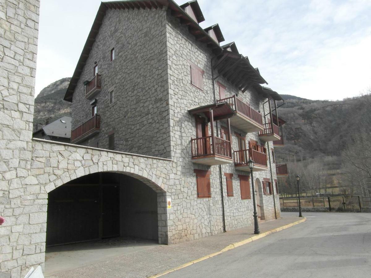 B18 - Edif Perramo - Villmor Appartement Benasque Buitenkant foto